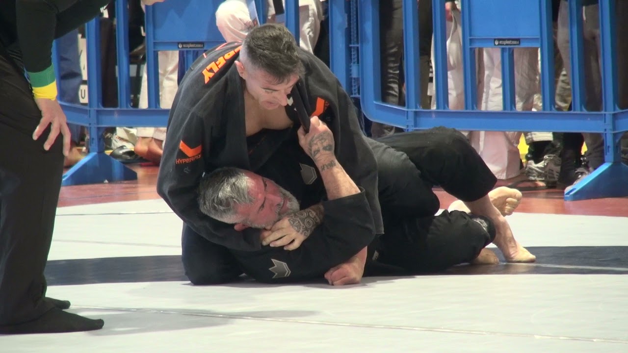 BJJ - BROWN MASTER4 OPEN WEIGHT - MARINO VS FILIPPI