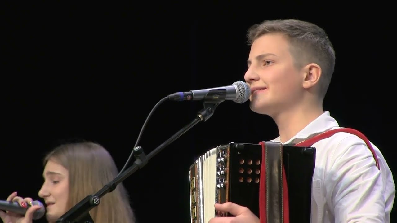 PEVSKI ZBOR DU ŠENTJERNEJ - 1.KONCERT 16.11.2024 ( harmonika Slavko Frančič