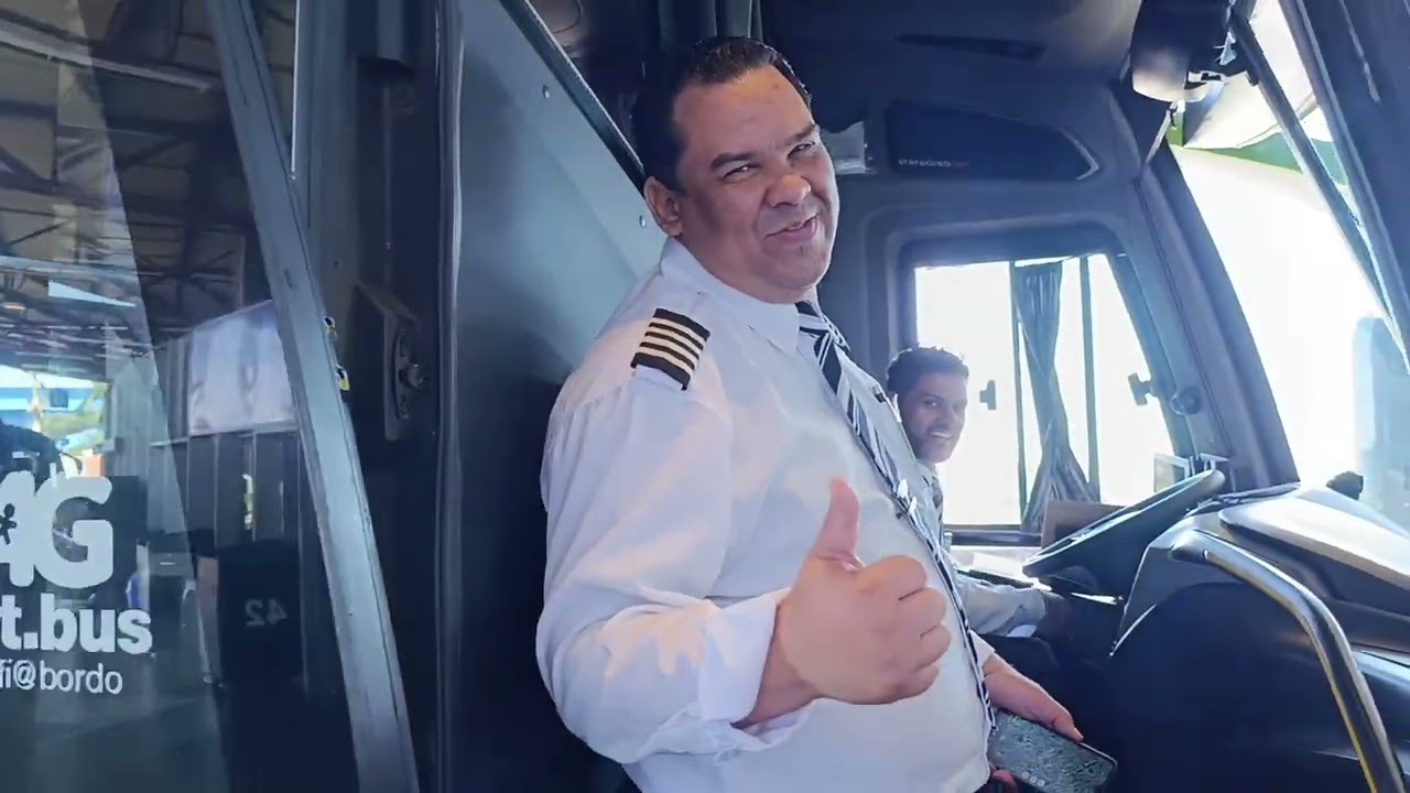 Movimento na Rodoviária de Londrina. #viagemdeônibus #onibusrodoviario 