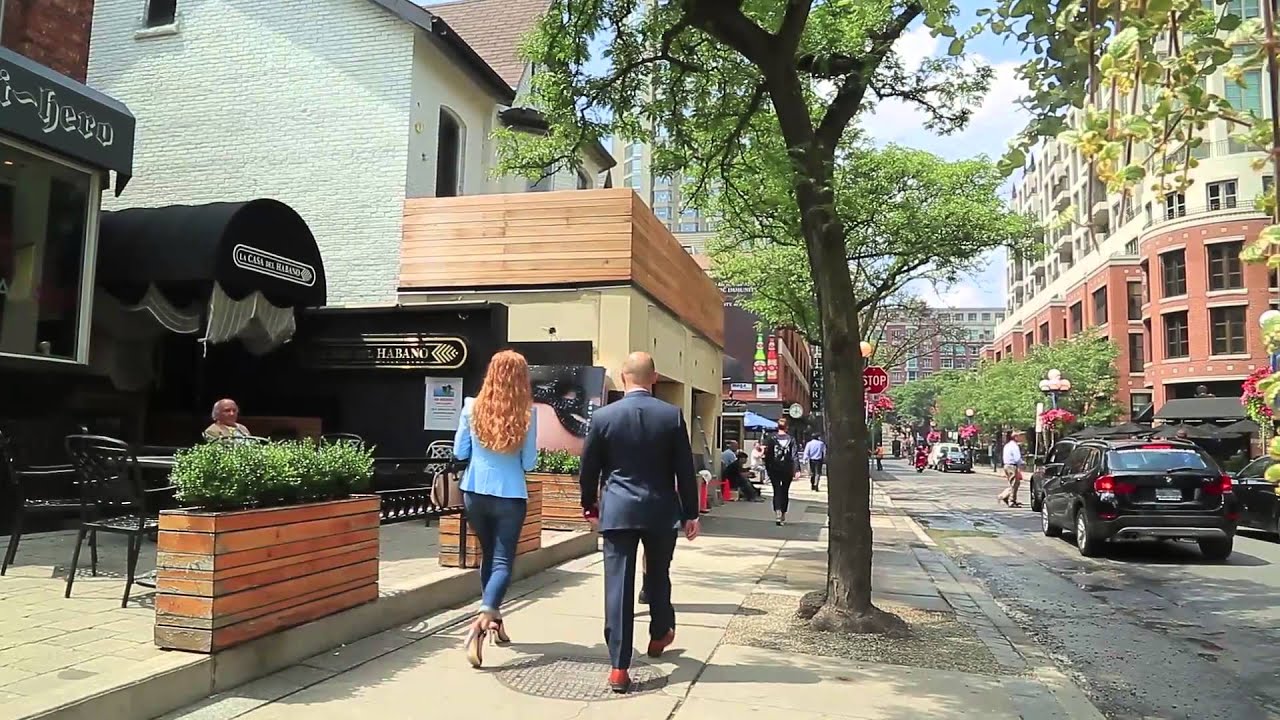 Toronto's Yorkville Neighbourhood Community