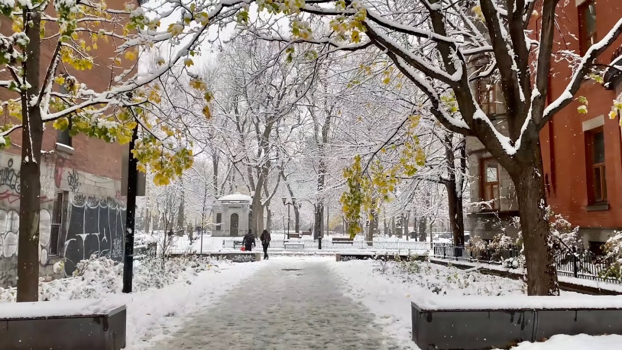 Walking in Montreal First Snowfall of 2022