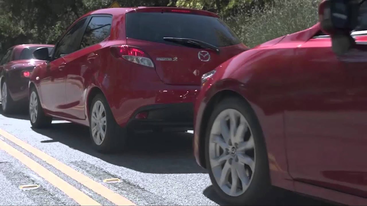How to use the Smart City Brake Support system equipped in some Mazdas