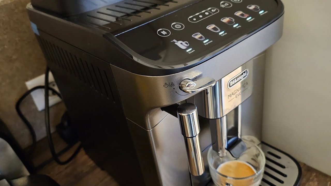 First using coffee espresso machine DeLonghi magnifica Evo ECAM290.42.TB 1.8 L, 1450W, 15bar
