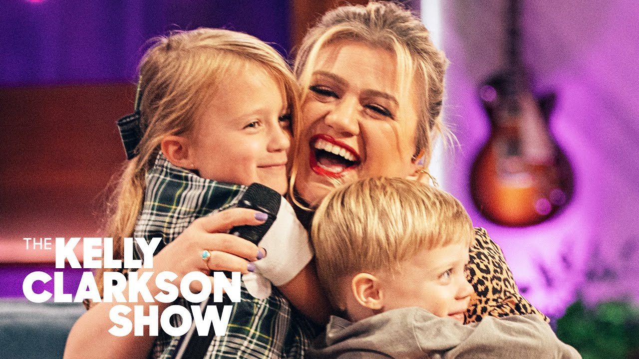 7 Relatable AF Kelly Clarkson Mom Moments Feat. Amy Poehler | Digital Exclusive