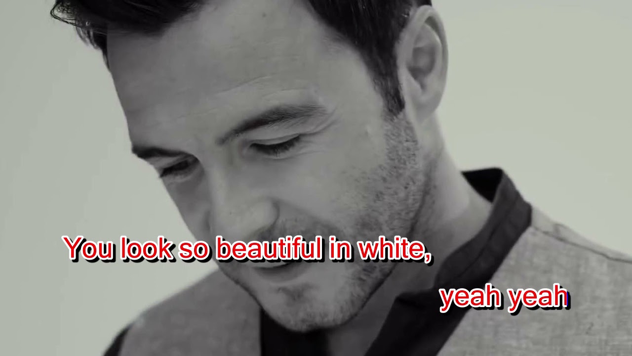 Beautiful in White Karaoke - Shane Fillan