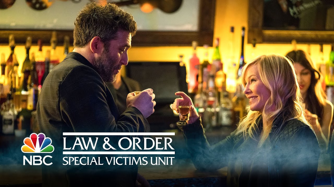 Law & Order: SVU - Rollins Goes Rogue (Episode Highlight)