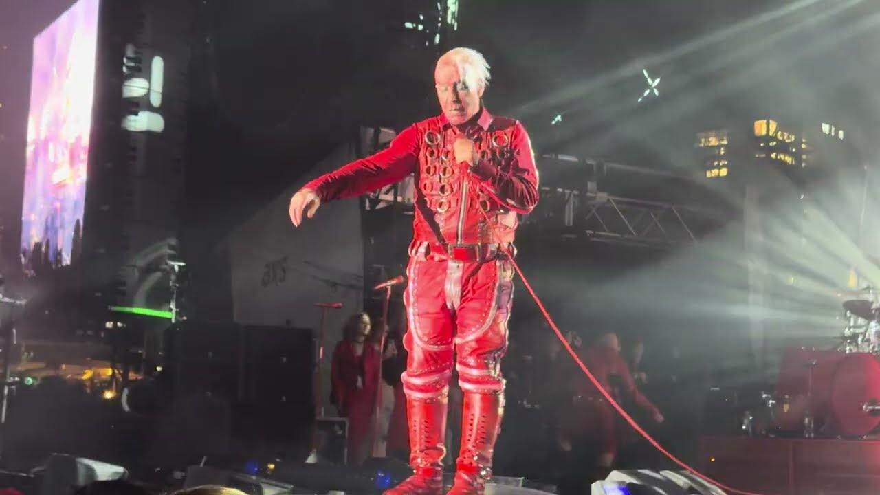 Till Lindemann — Ich hasse Kinder live New York City, NY 2024-10-01