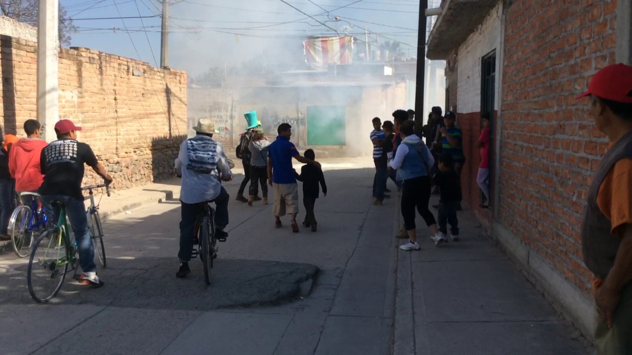 Vale Saber/// Los petardos de San Juan de la Vega, un ritual entre ladrones y arrieros