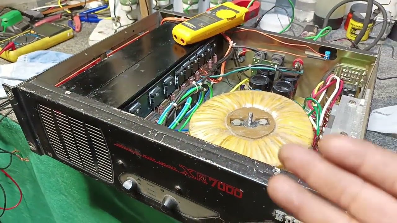 5.000 WATTS EM 2 OHMS 