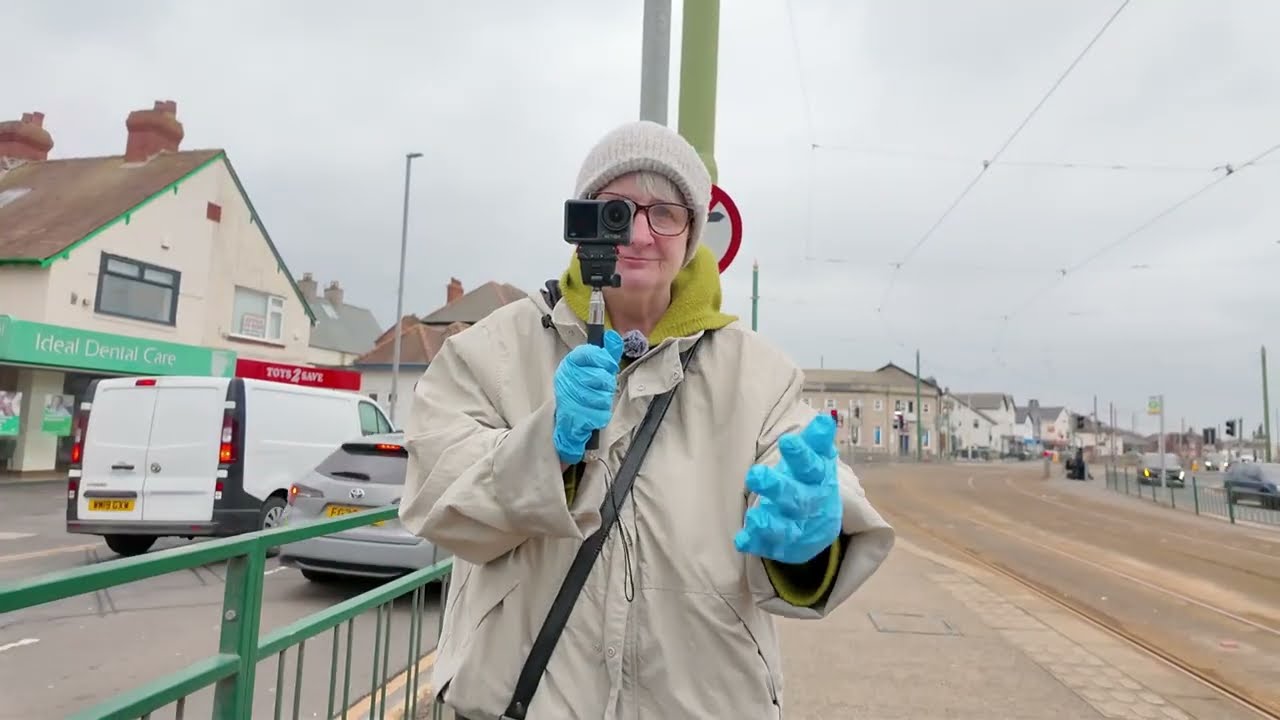 Steve has a Choking Fit through French Accent, as he films Victoria rd from his P.O.V. #cleveleys
