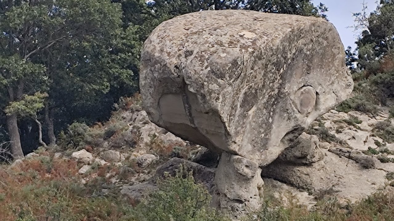 Camminata da Bova superiore sino a Caldaie del latte - Rocca del drako