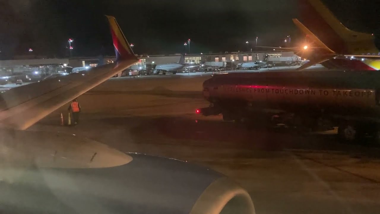 [LIVE ATC] Southwest Airlines Boeing 737-7H4 takeoff out of Philadelphia, PA