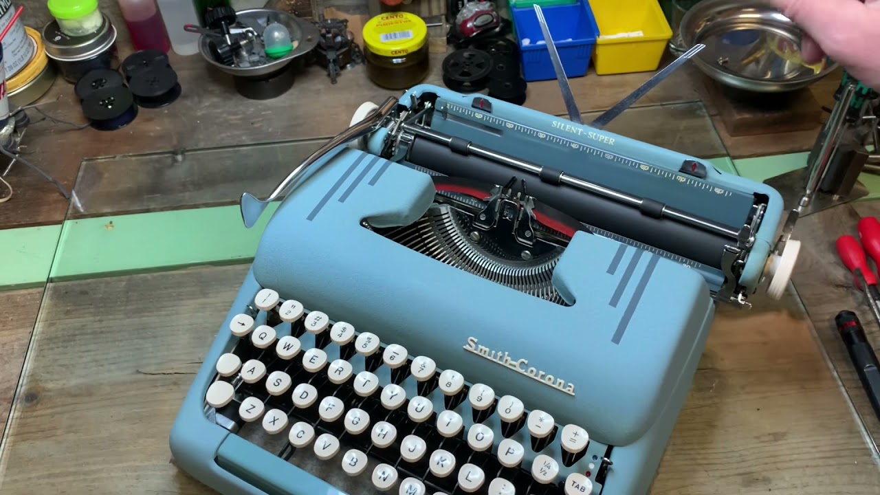 Alpine blue 1955 Smith Corona ’Silent Super’