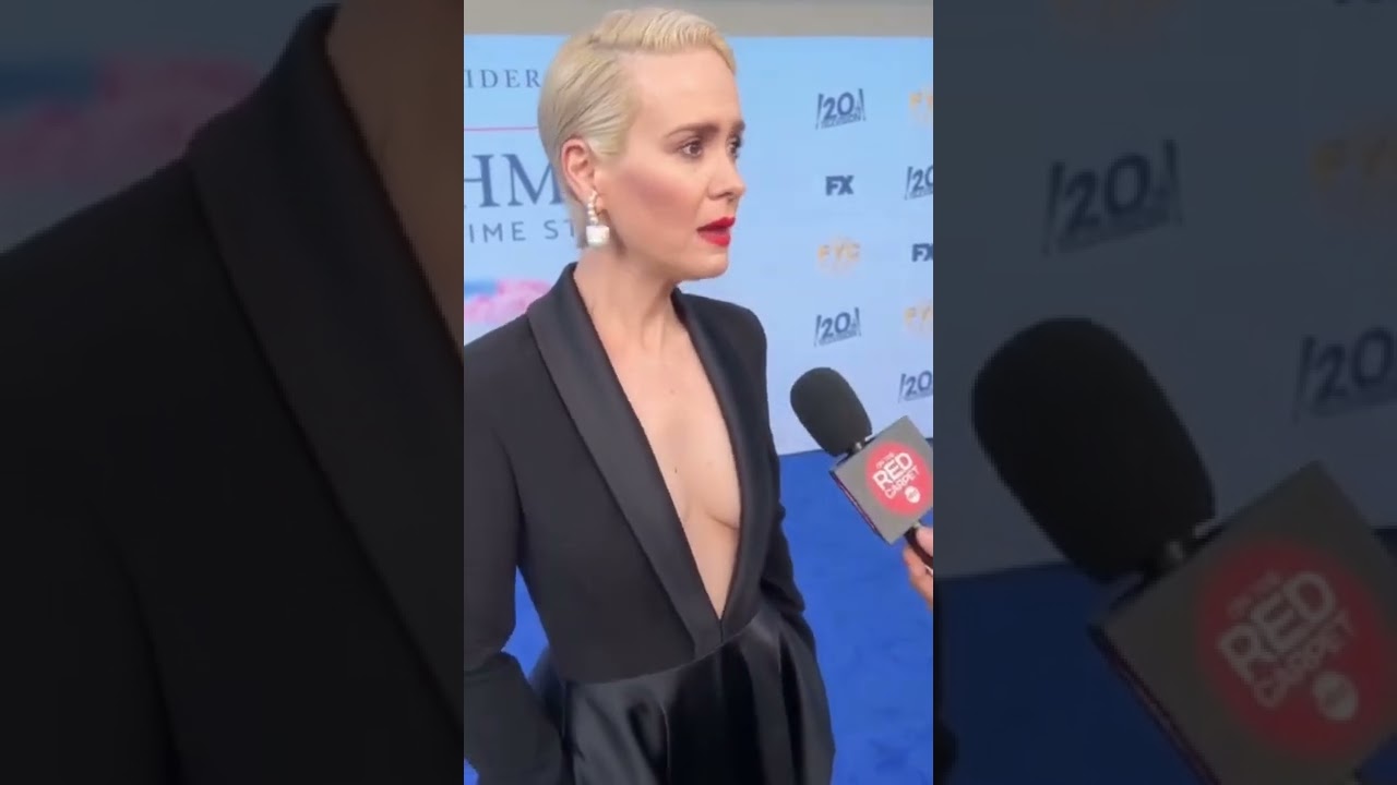 Sarah Paulson getting interviewed at the emmy fyc event for acs impeachment