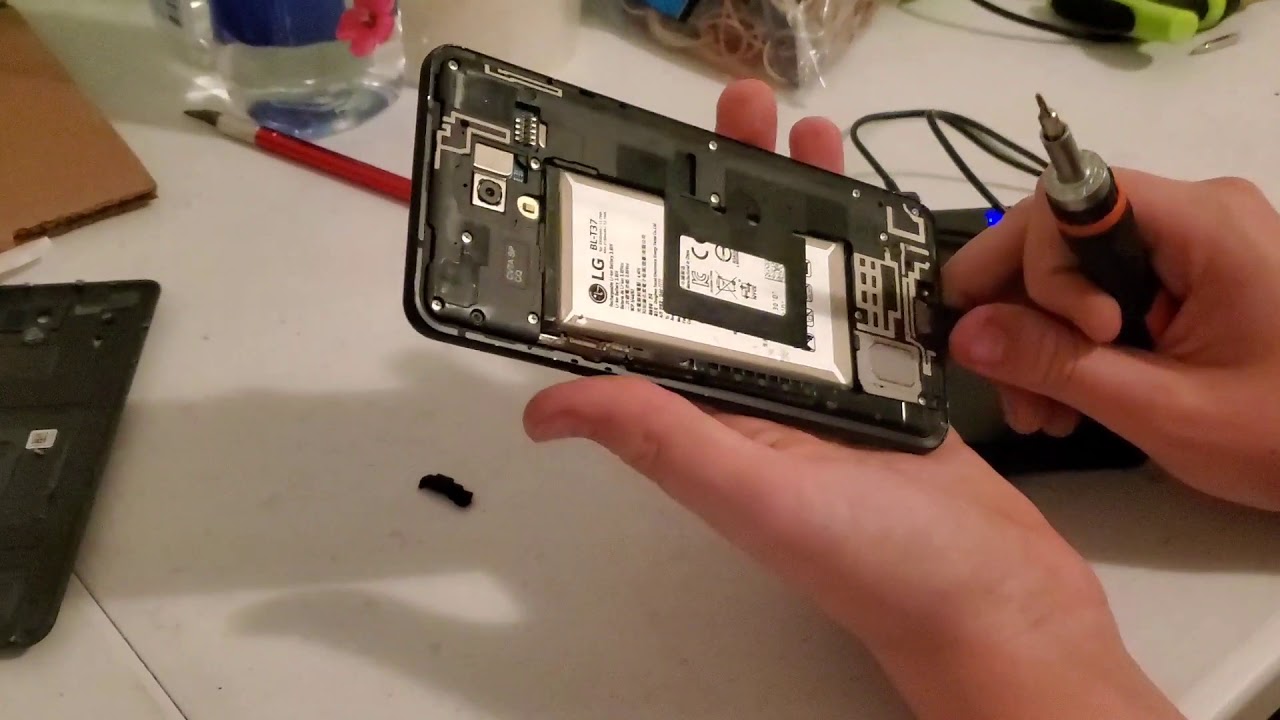 LG Stylo 4 не заряжается, как исправить?