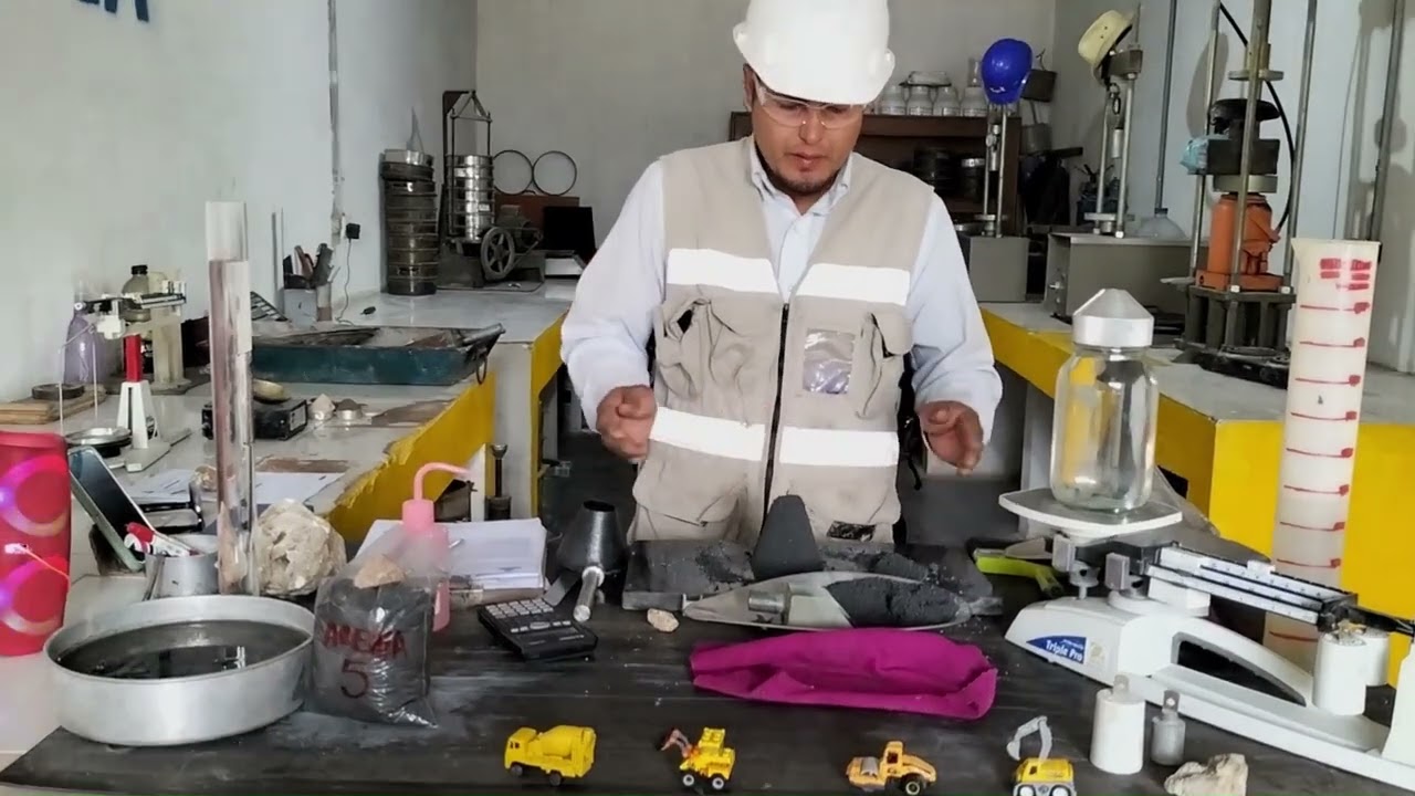 Cómo obtener Densidad y absorción de arena | El Chico Pruebas