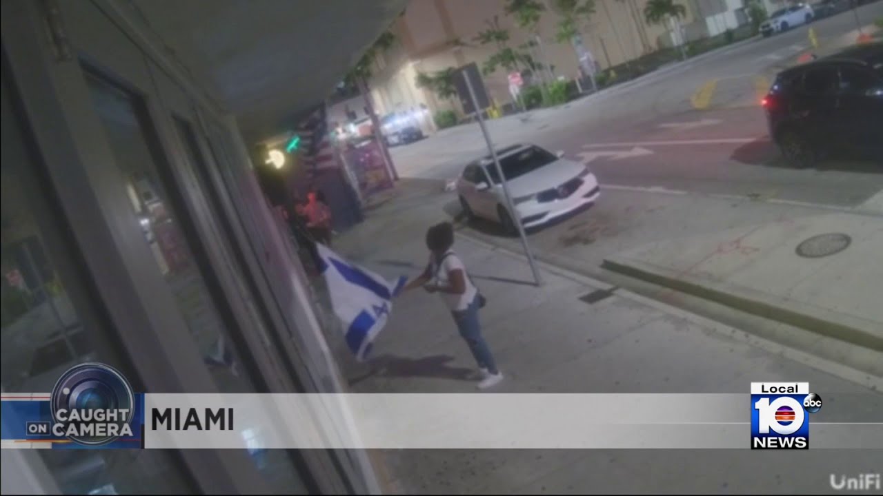 Vandals hit Jewish-owned business in Miami Beach