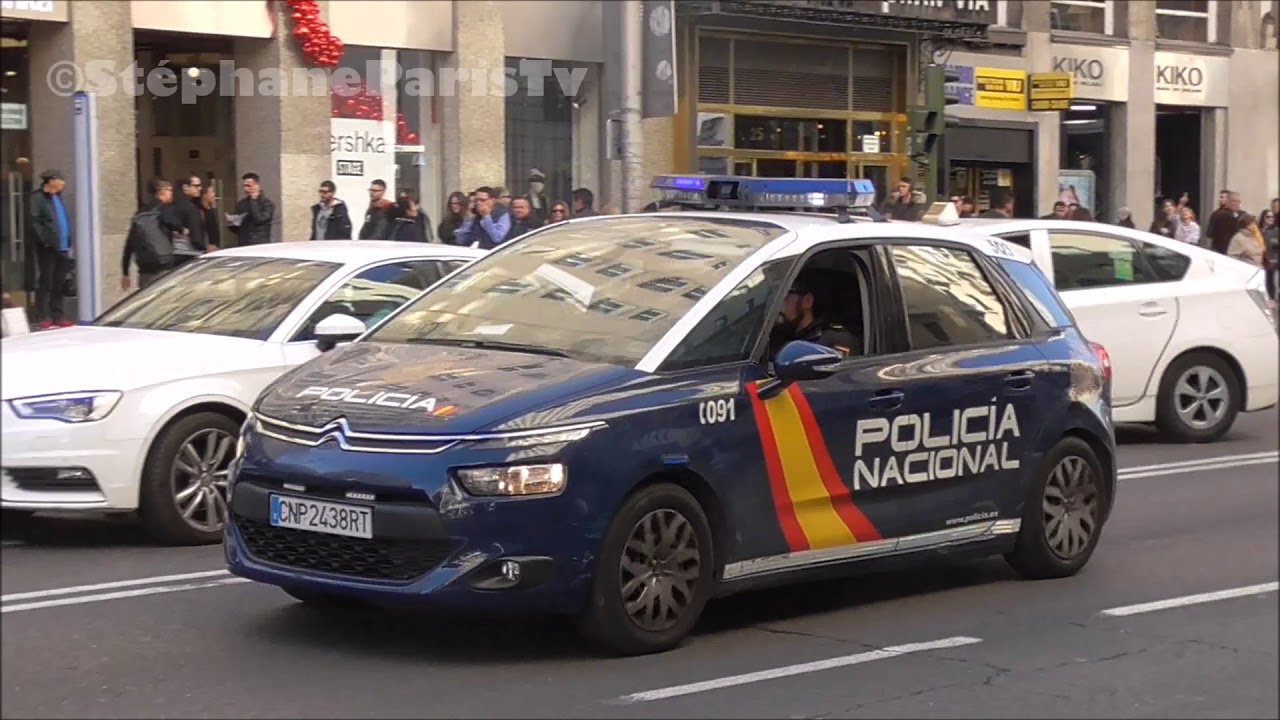 Madrid police car responding
