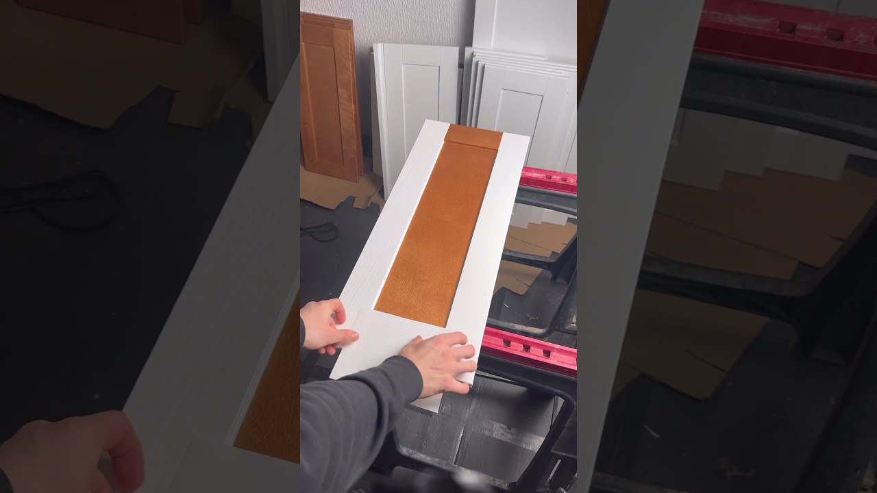 SHAKER KITCHEN VINYL WRAP ❄️ #kitchenwrap #kitchenwrapping #homedecor #smallyoutuber