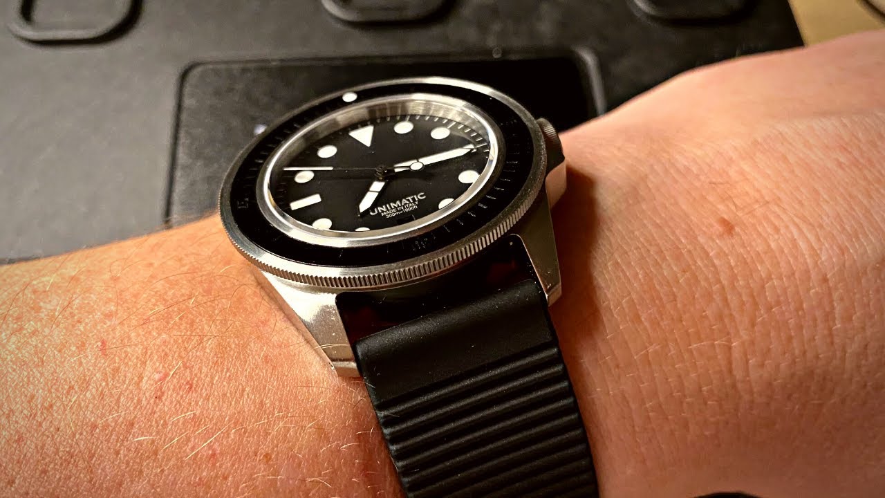 Very Cool Italian Divewatch Design Unboxing