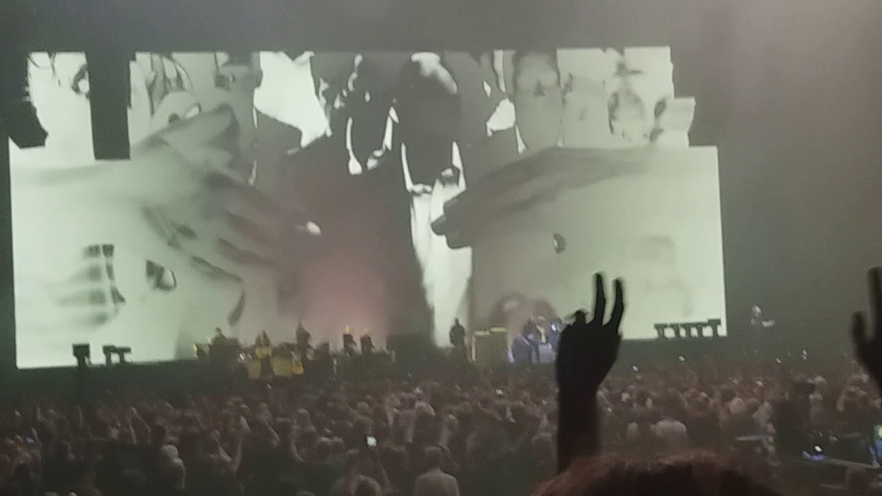 Roger Waters 2018 Tour-Berlin Comfortably Numb