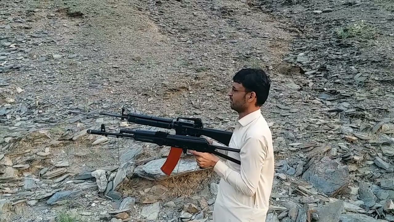 AK-74 222 bore vs M16A4 223 Rifle sound Quality