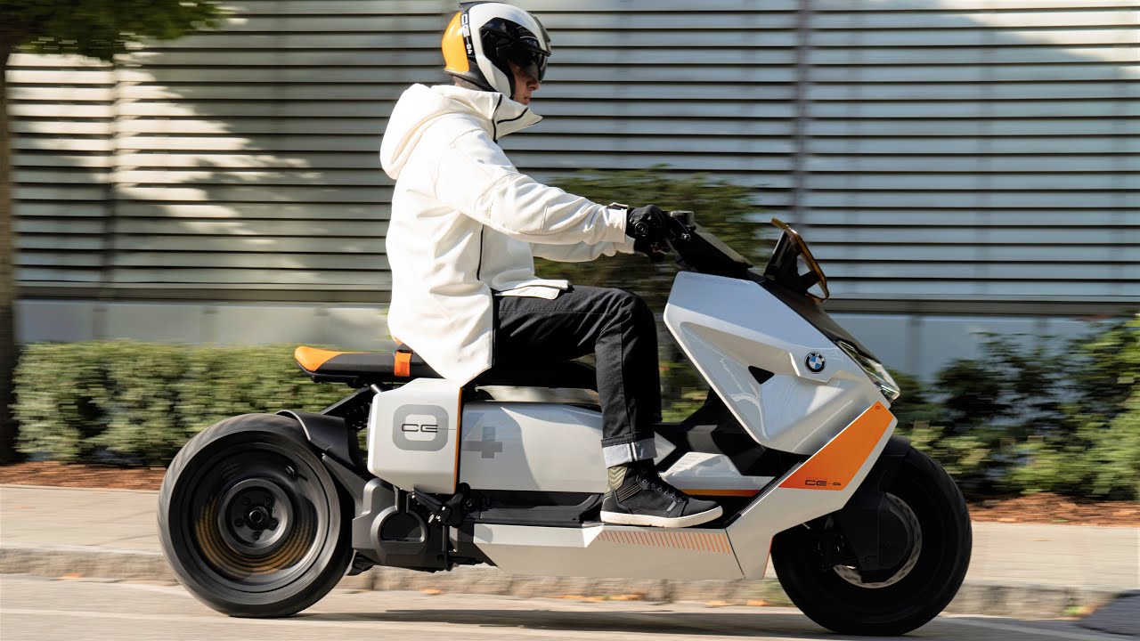 BMW Definition CE 04 - Electric City Bike Inspired by Cyberpunk