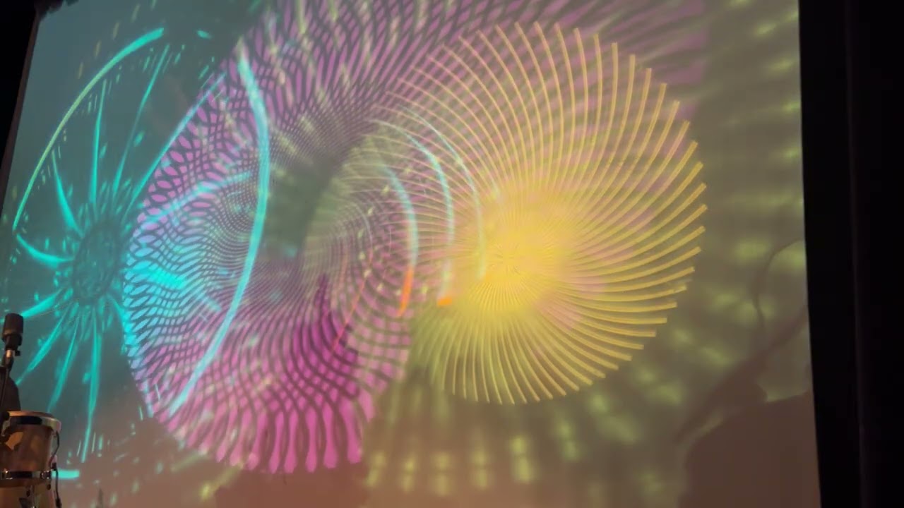 Visual Vinyl Liquid Lightshow, 12/20/25, StageNorth, Washburn, WI setII pt1