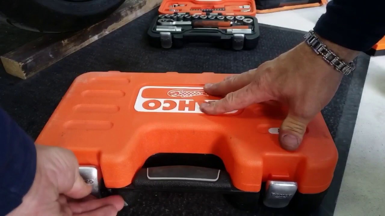 how to replace the rear shock plates on a Honda vfr 750