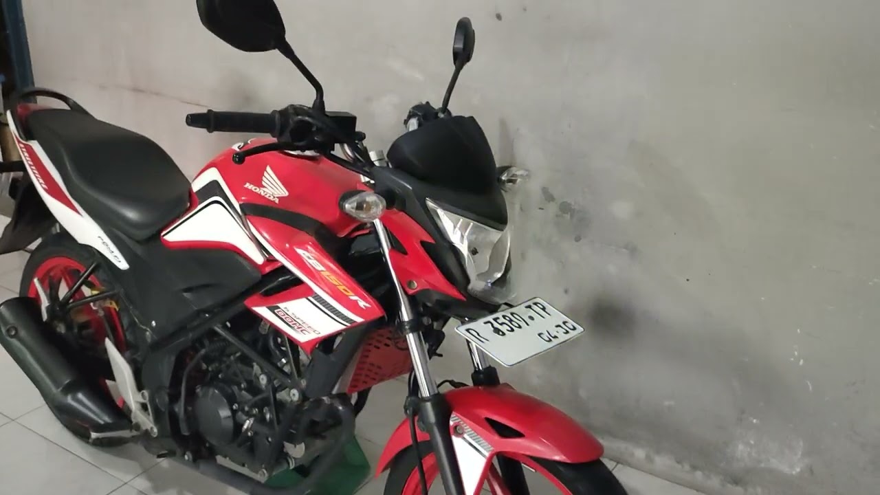 CB 150 R 2015