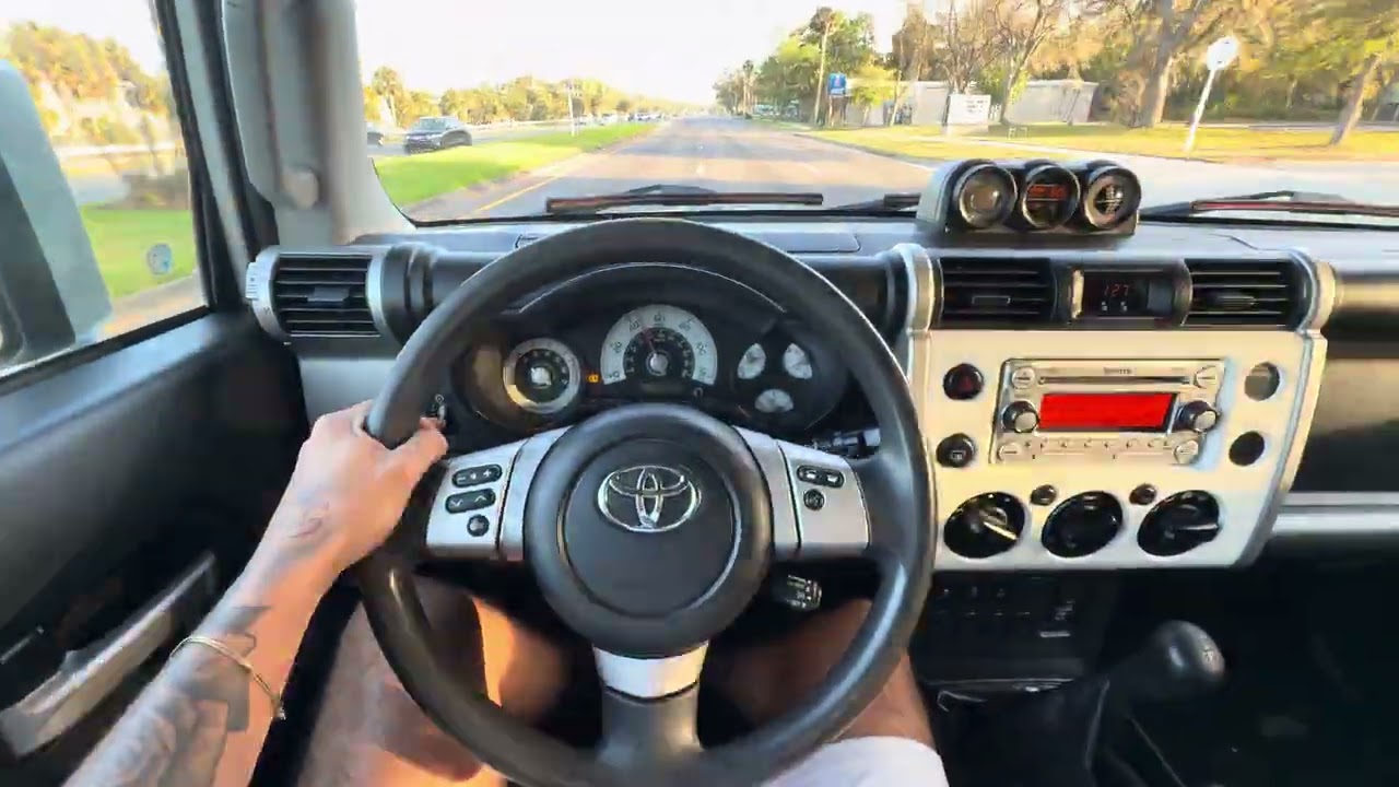 Toyota FJ Cruiser driving around 