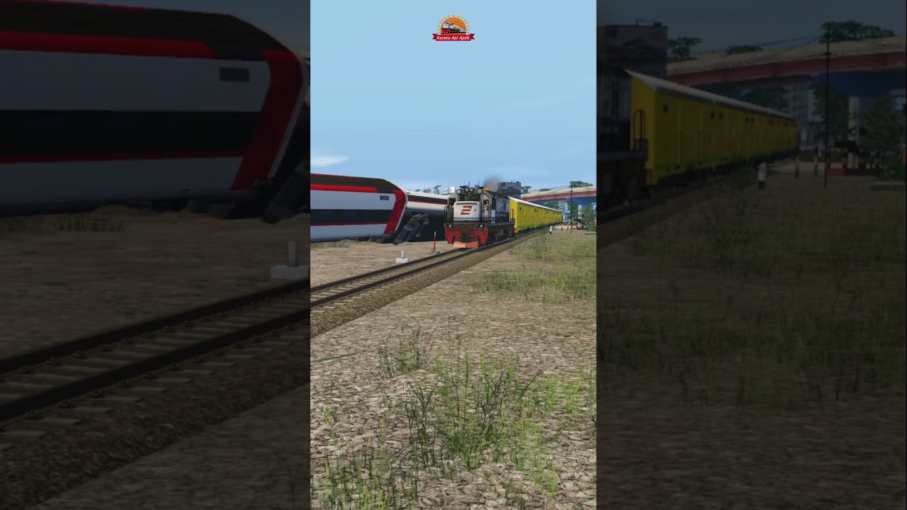 Railking train crash VS kereta cepat whoosh #keretaapi #train #automobile #railway