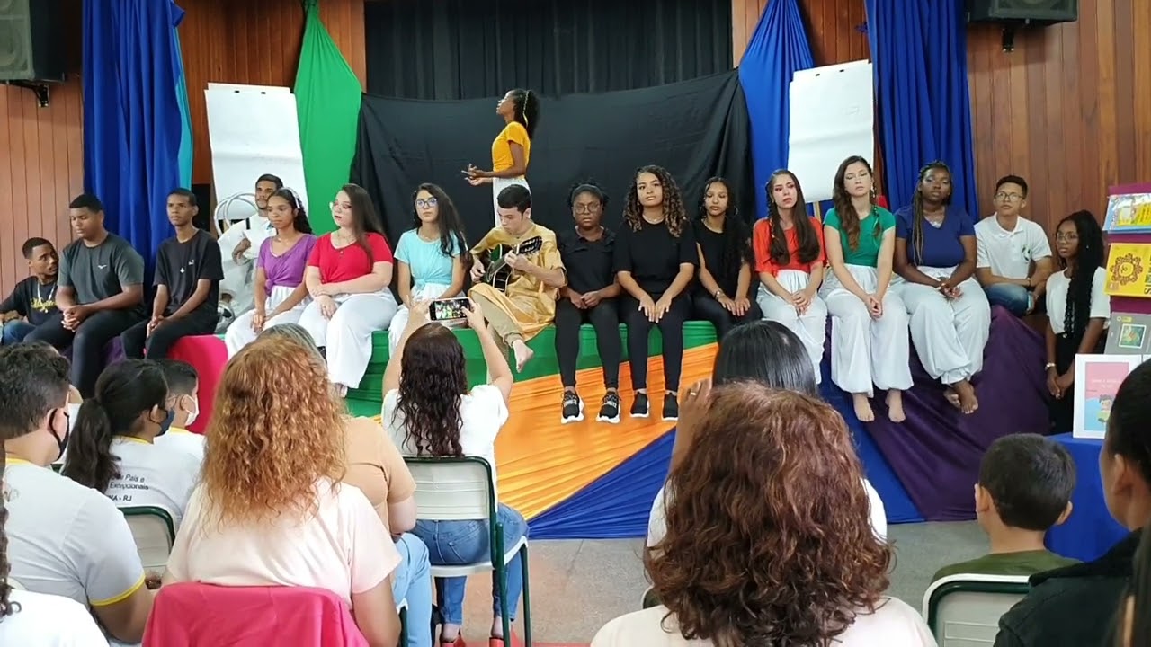 Peça teatral FLICTS  / música 