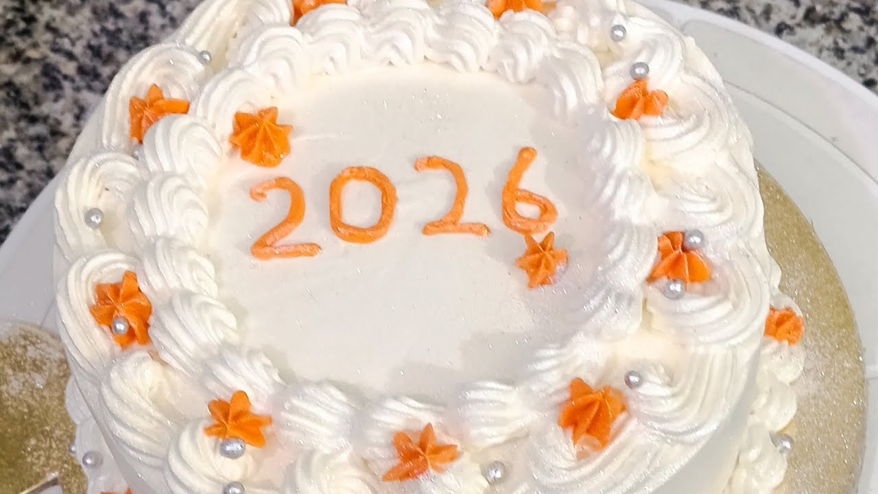 New year cake || cake design || new year cake design 🍰🍰 || mango flavour cake || cake || 🎂🎂