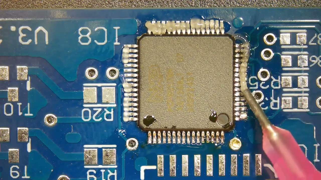 SMD soldering tutorial - Quad flat package (QFP) Install and removal