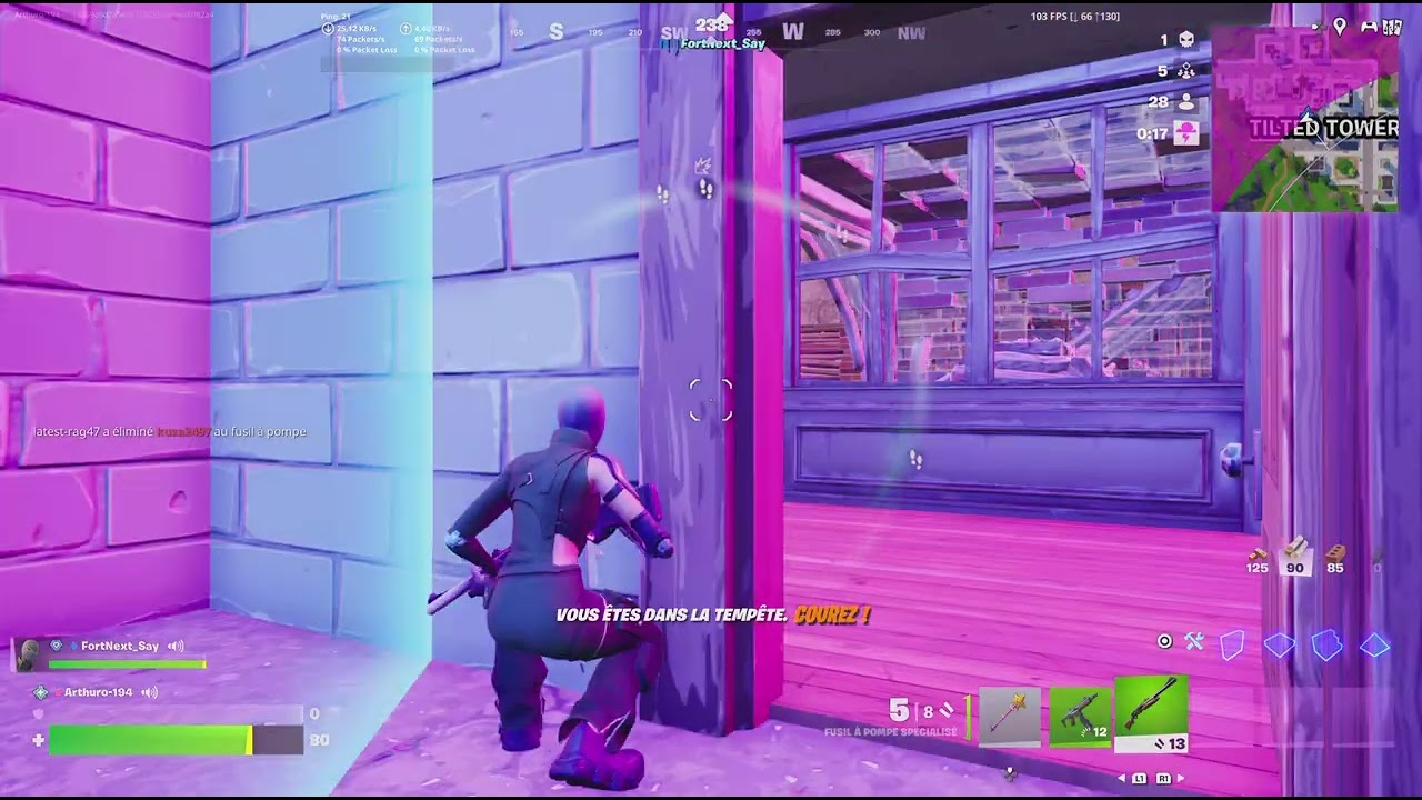 Je joue en recharge avec mon pote.