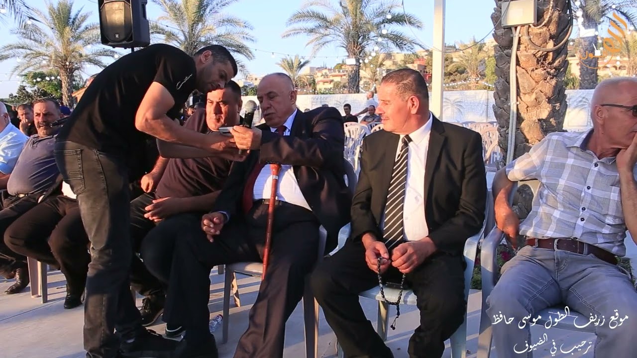 ترحيب في الضيوف مهرجان محمود عطية ابو عمار جبارين المعلقه الشاعر موسى حافظ وجهاد حافظ