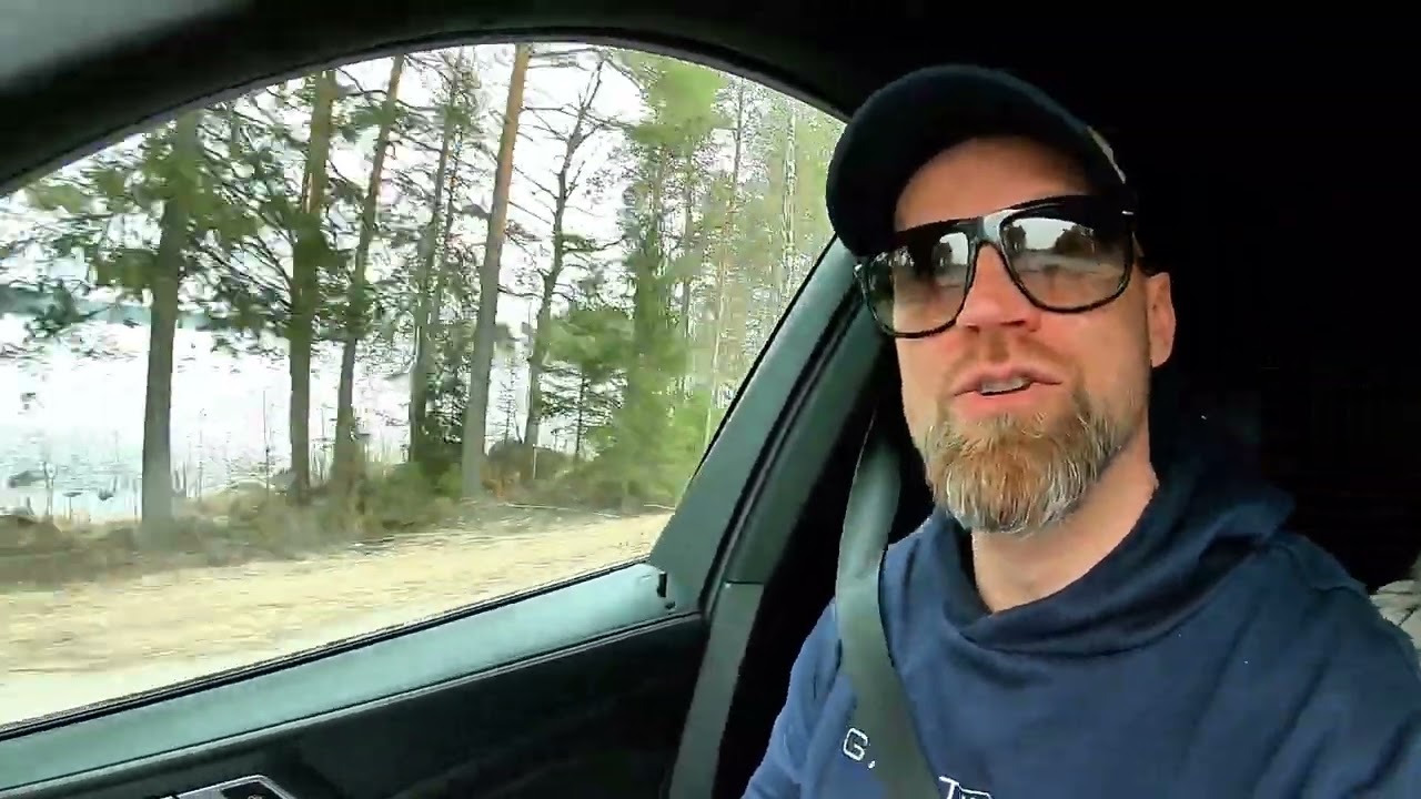 Snowboarding In Lapland 2025
