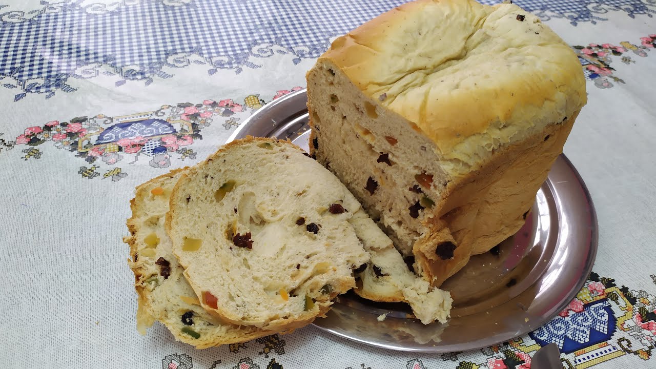 Panetone na panificadora Cadence