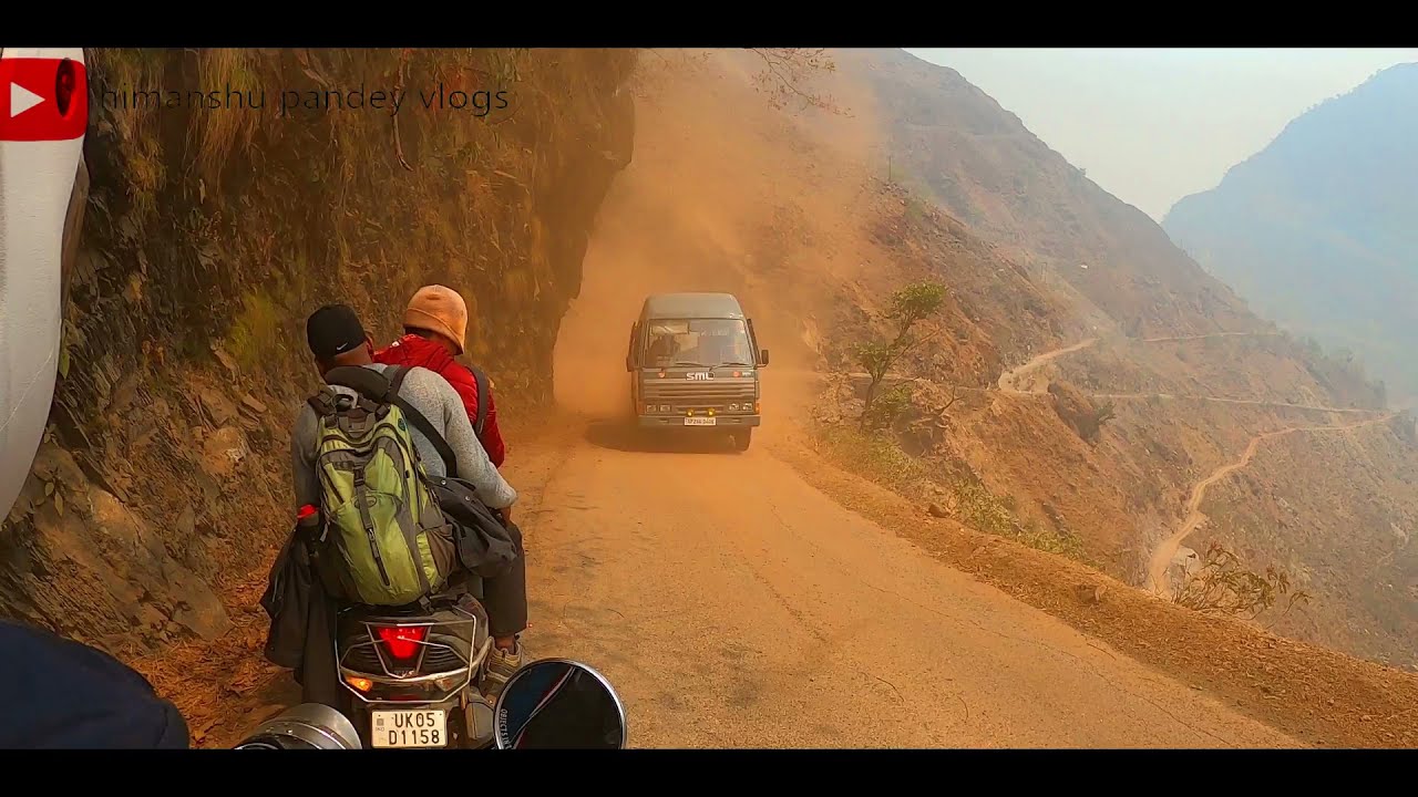 Narrow Roads to Darma valley in summer.