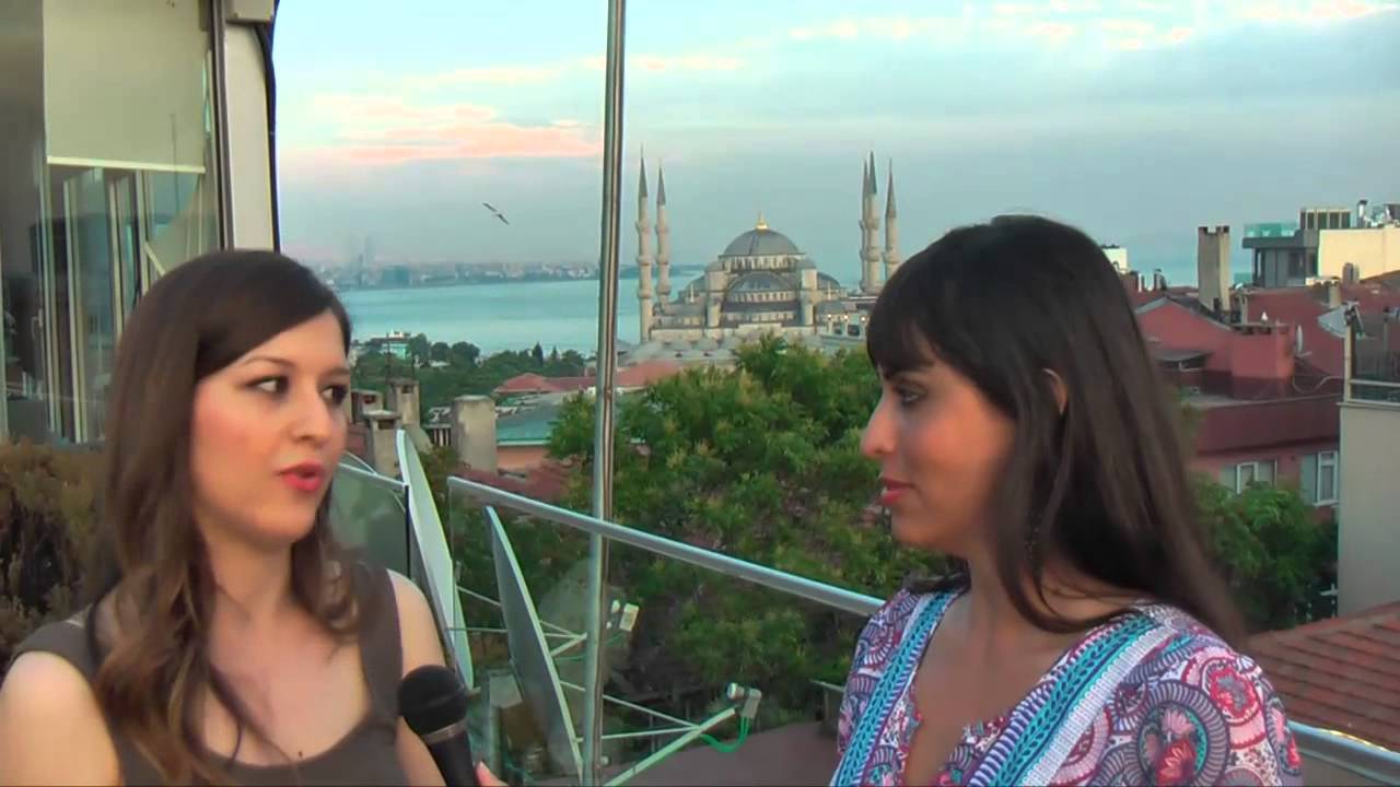 Brasileiras que moram na Turquia em nome do amor