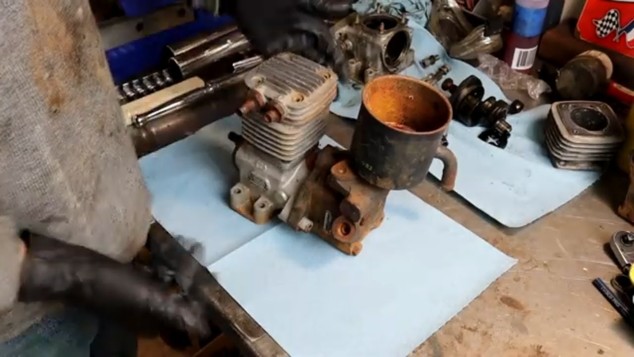 MERCEDES W109 AIR SUSPENSION COMPRESSOR DISMANTLE AND INSPECTION.