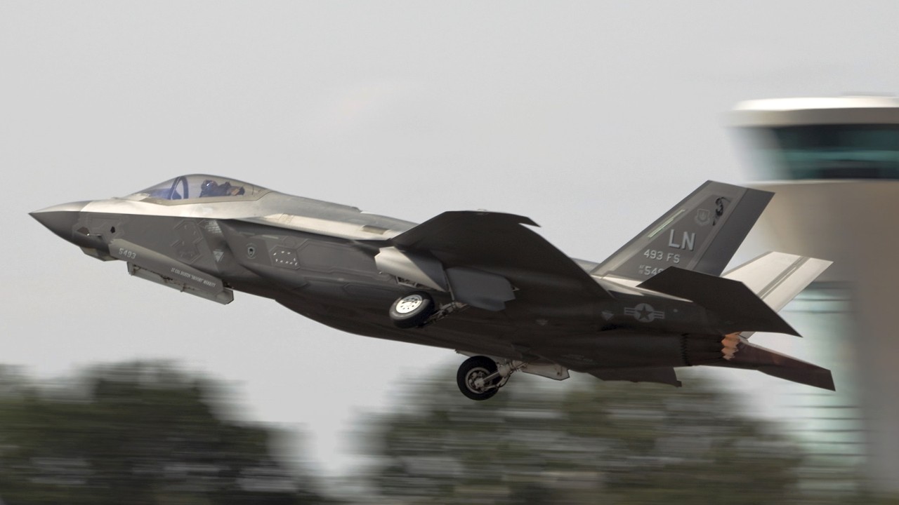 Оглушительный рёв F-35 над Фарнборо | FIA2026