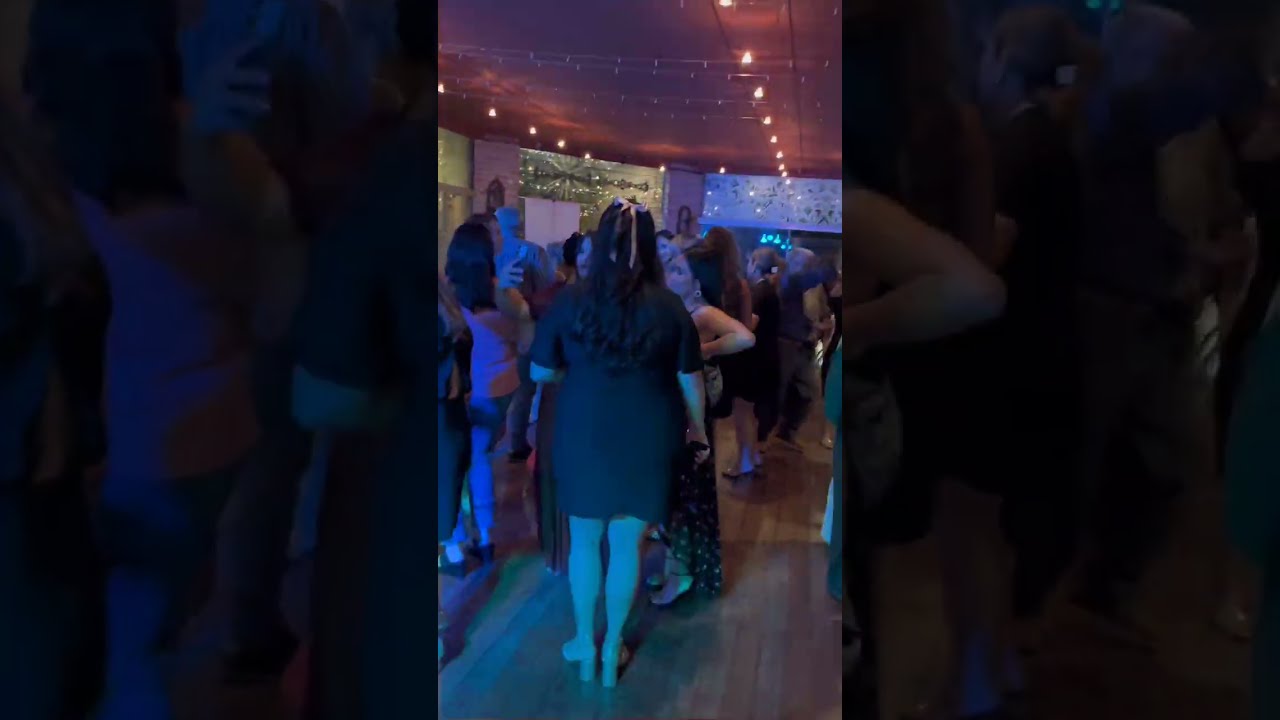 Grupo musical Sabor Tropical amenizando una fiesta de cumplea&ntilde;os en Santa Cruz de la Sierra
