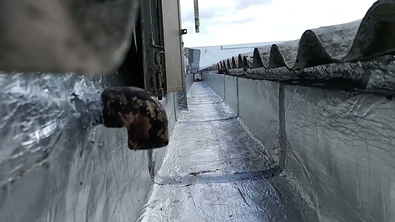 manta asfáltica alumínio na calha.
