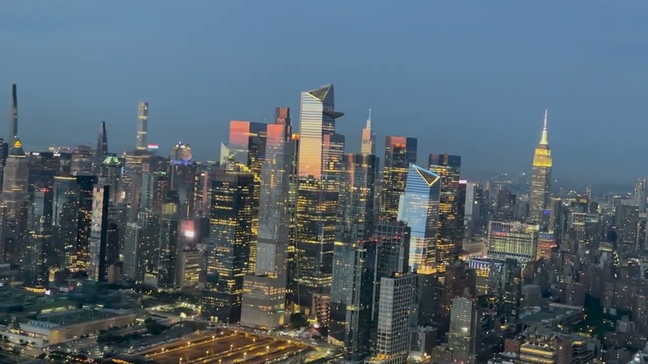 New York City from Above at Sunset 🌇🚁 | Breathtaking Helicopter View!