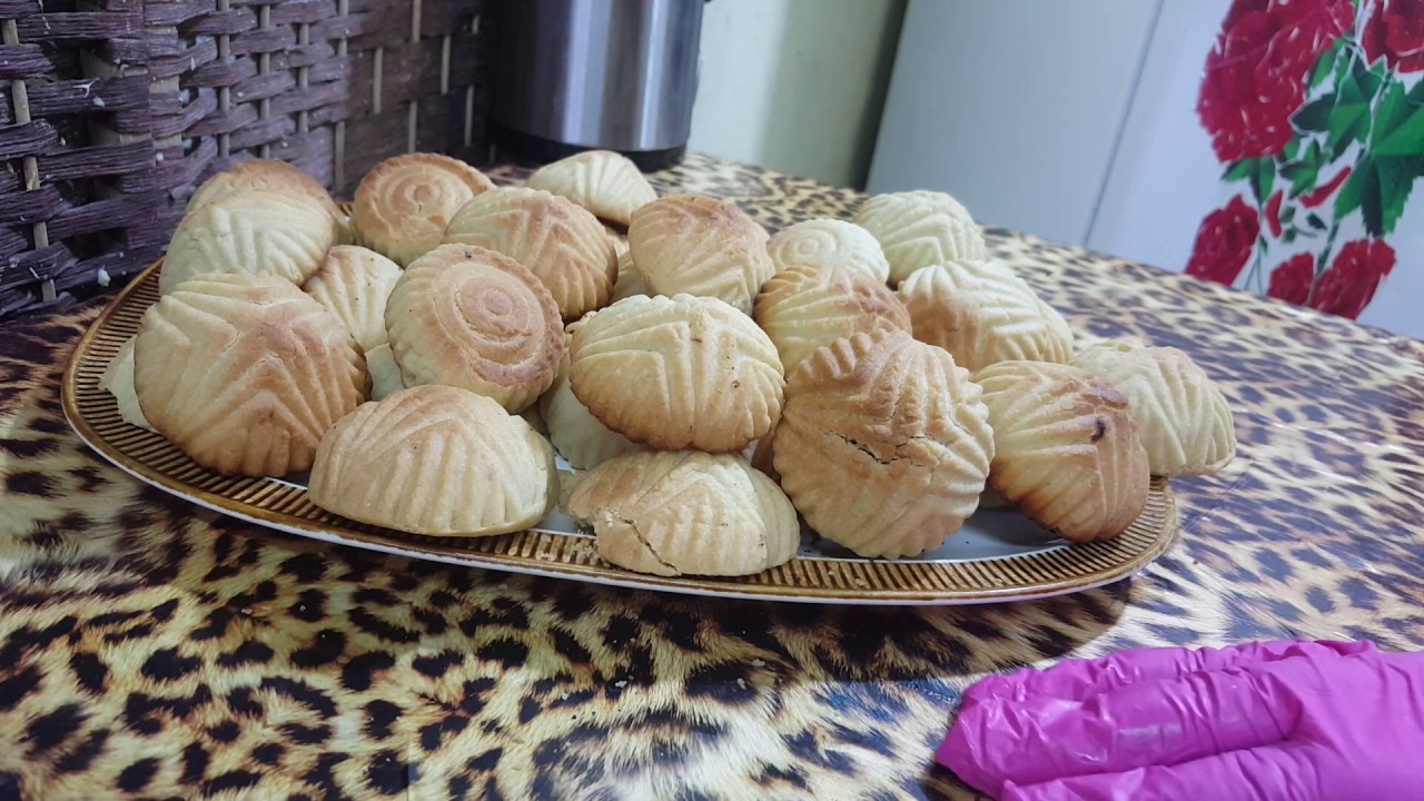 كليجه ب البيض والزبد محشيه تمر اذوب بالفم وسهمكم العافيه