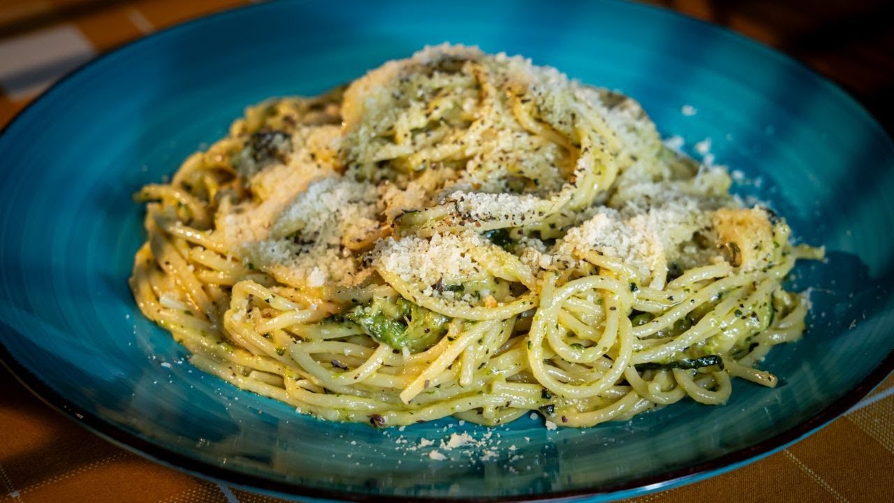 Zucchini and Cheese Spaghetti, Wonderful Italian Pasta Dish in 15 Minutes