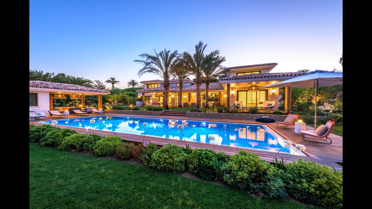 SAINT TROPEZ - LUXURY VILLA IN A PRIVATE SECURED DOMAIN