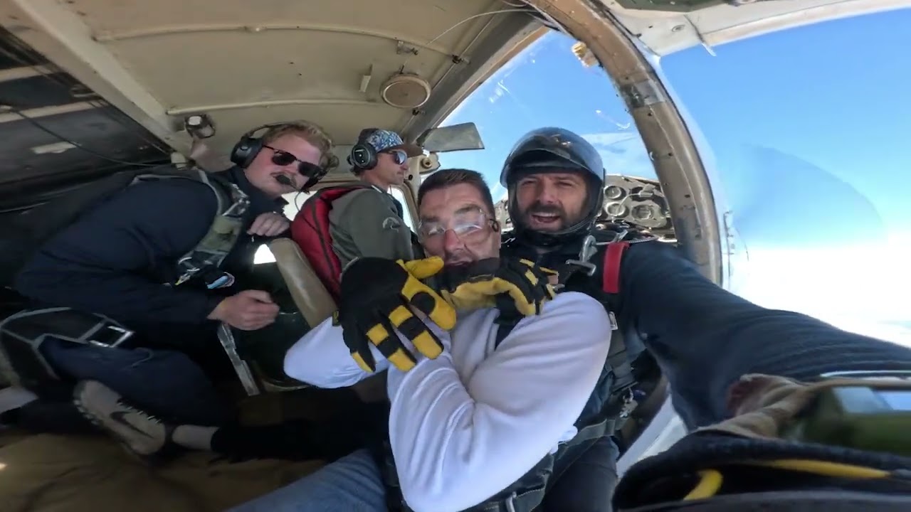 Andre Goes Skydiving At Skydive Yosemite!
